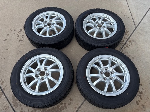 スタッドレスタイヤ 16インチ ホイールセット　プリウスα　205/60R16 トヨタ TOYOTA プリウスα 純正 16インチ ホイール ヨコハマ