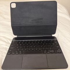 【11/22まで】【ほぼ新品】13インチiPadPro(M4) MagicKeyboard英語USの画像