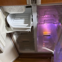 冷蔵庫　三菱ノンフロン冷凍冷蔵庫 MR-A37M-NW形　の画像