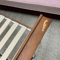 【ジモティー割引で最大15％OFF⭐️】　シングルベッドフレームの画像