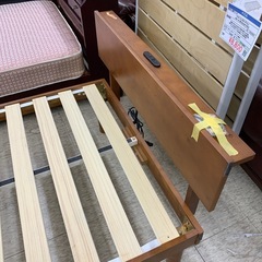 【ジモティー割引で最大15％OFF⭐️】　シングルベッドフレームの画像