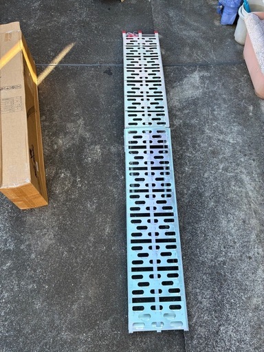 アルミラダーレール、アルミブリッジ　新品開封済