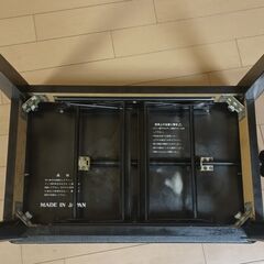 ピアノの椅子の画像