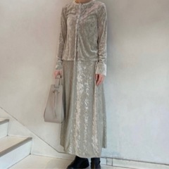 ミラウォーエン　ワンピースの画像