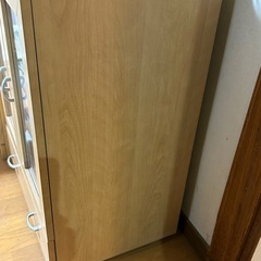 棚、電話台の画像