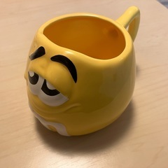 m&mキャラクターのマグカップの画像