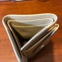 ゴールド　ミニ財布の画像