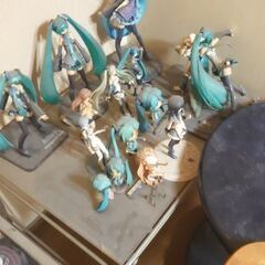 『✨その1（その2と合わせての価格✨）』ジャンク品 美少女系フィギュア 100個〜大量まとめセット / Re：ゼロ ワンピース ラブライブ SAO 鬼滅 初音ミク セーラームーン Fateの画像