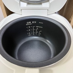 タイガー魔法瓶 炊飯器 3合の画像