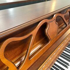 リフレッシュ済み中古ピアノ　KAWAI　カワイ　504F　オシャレ家具調モデルの画像