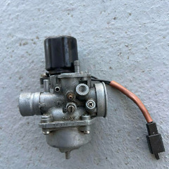 チャンプとジョグ部品の画像