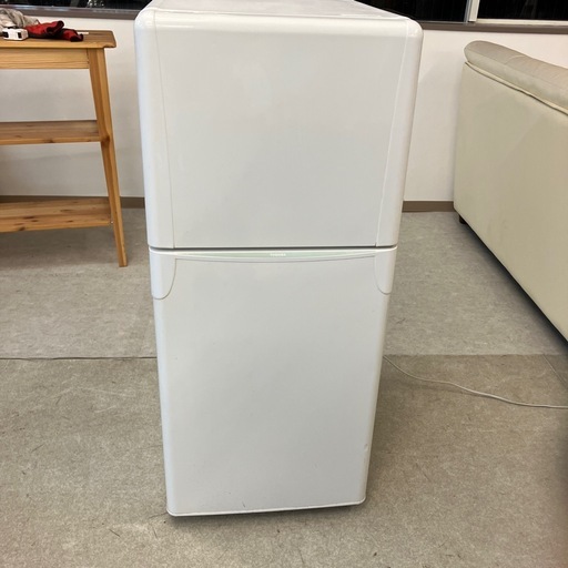K2511-304 TOSHIBA 2ドア冷蔵庫 YR-12T 2009年製 ホワイト 動作確認