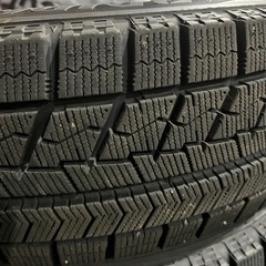 185/70R14 ブリヂストン VRX ブリザック　BLIZZAK  　の画像