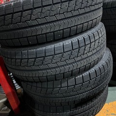 185/70R14 ブリヂストン VRX ブリザック　BLIZZAK  　の画像