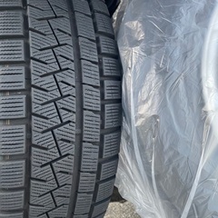 175/65/14 スタッドレスタイヤの画像