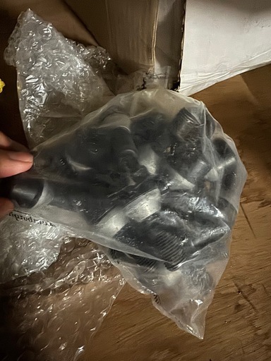 アヴェンタドールのハネの純正品