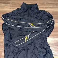 PUMAナイロンジャージ上下の画像