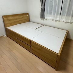 (商談中)ニトリ【大容量収納付き】チェストベッドフレーム　の画像