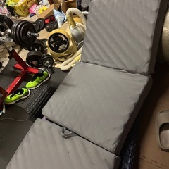 三つ折りマットレスの画像