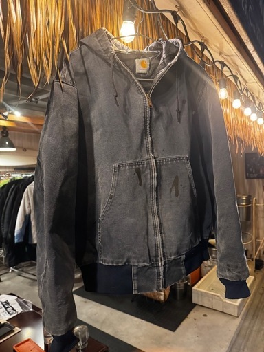 カーハート アクティブジャケット　いいフェード