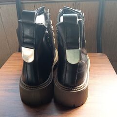 新品 22.5cm レディース ブーツ ブラック 厚底 シューズ サイドゴア 識別番号:【B135-S】の画像