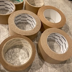 ガムテープまとめ売りの画像