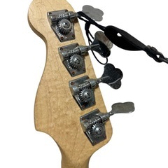 BUSKERS エレキベース サンバーストの画像