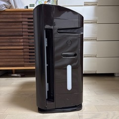 ダイキン 加湿空気清浄機 2015年製 MCK70R-Tの画像
