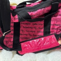 キティちゃん ボストンバックの画像