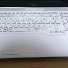 富士通DVDマルチ内臓AMD Ryzen 7メモリ16G爆速NVMeSSD1Tの画像