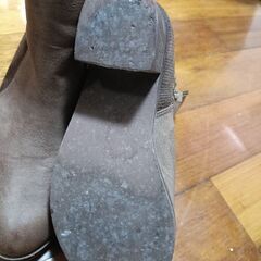ショートブーツの画像