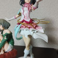 プライズフィギュア　アイマスとバンドリの画像