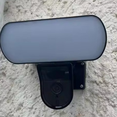 LED照明付き防犯ネットワークカメラの画像