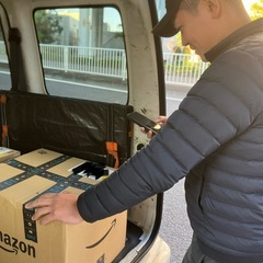 🚚Amazon配送ドライバー｜未経験OK！独立支援あり！月収50万〜の高収入✨　日払い/車両レンタル/寮完備の画像