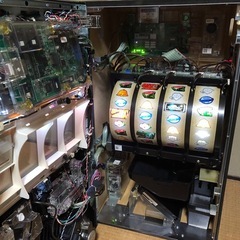 パチスロ　ラグランジェ　コイン不要機　設定キー　ドアキー付の画像