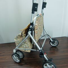 ★未使用  シルバーカー   手押し車   軽い  使いやすい  SATSUKI   サツキの画像