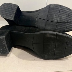 【超美品】スウェードショートブーツ黒の画像