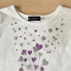 小さめ100USED BebeのハートTシャツの画像