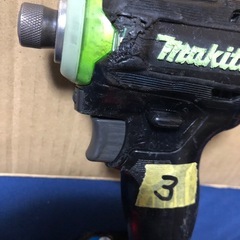 ⑤マキタ18vインパクトドライバTD171D中古、オリジナルハウジング、本体のみの画像
