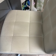 デスク　椅子の画像