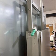 短焦点プロジェクター・電子ホワイトボード・ホワイトボード用昇降ユニット（固定台）の画像