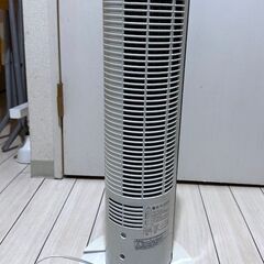 【扇風機】【タワーファン】アイリスオーヤマ TWF-M71 首振り機能付き スリム 省スペース 2017年製 タイマー付きの画像