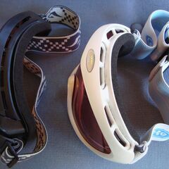 スキースノボ ゴーグル AXE 2個セット 多分ジュニア用  古い物ですが未使用品 の画像