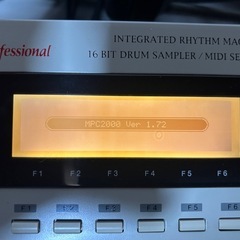 Akai mpc 2000の画像