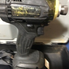 ③マキタ18vインパクトドライバTD149D中古美品の画像