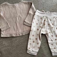 クマ柄 長袖パジャマ 80cmの画像