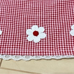 80USED 赤いチェックのトップスの画像