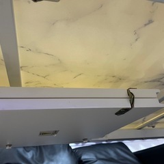 伸縮式　高級　ガラステーブル　リビングテーブル　大理石柄　オシャレの画像