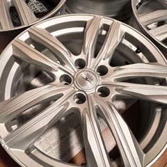  18インチホイールの画像
