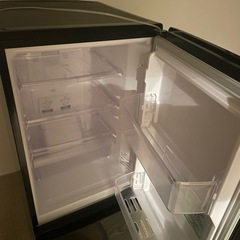 綺麗な冷蔵庫の画像